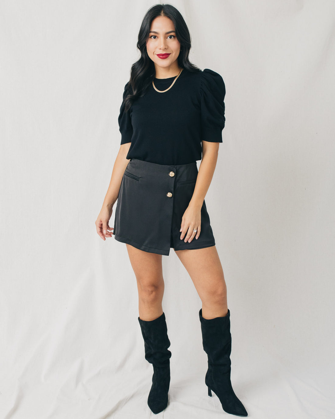 Elise Round Neck Puffed Sleeves Knit Top