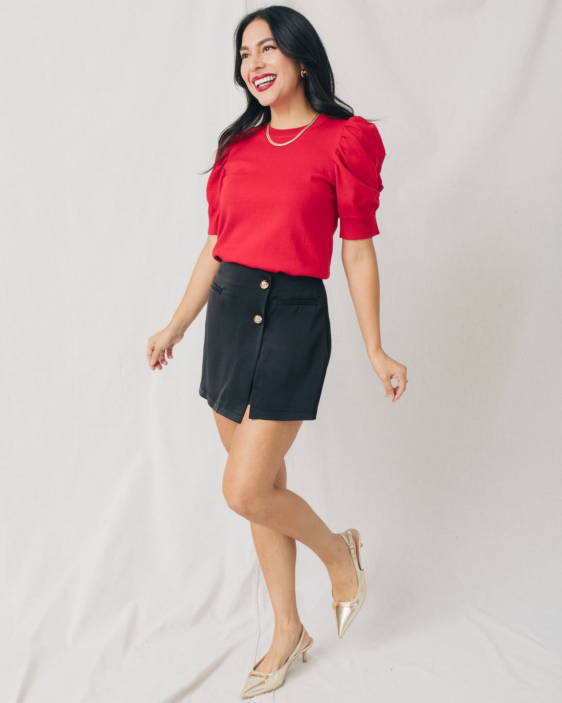 Elise Round Neck Puffed Sleeves Knit Top