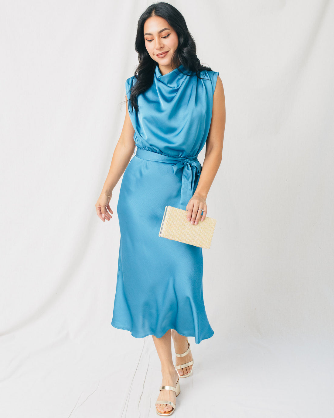 Vividly Mock Neck Belt Tie Midi Dress