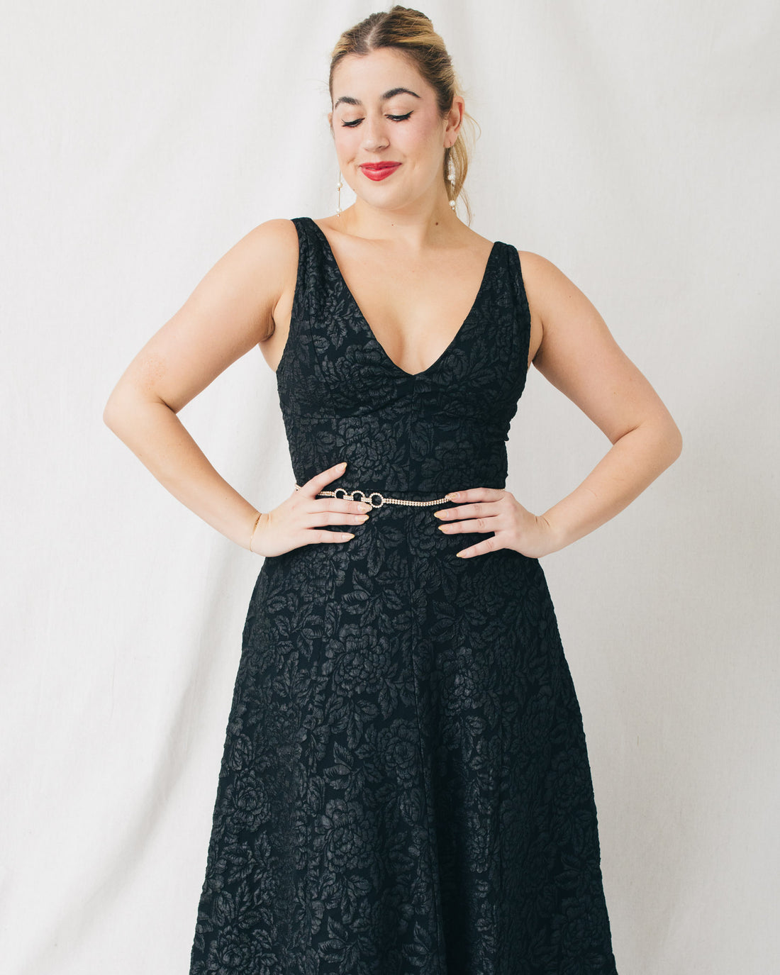 Ava V-Neck Jacquard Midi Dress