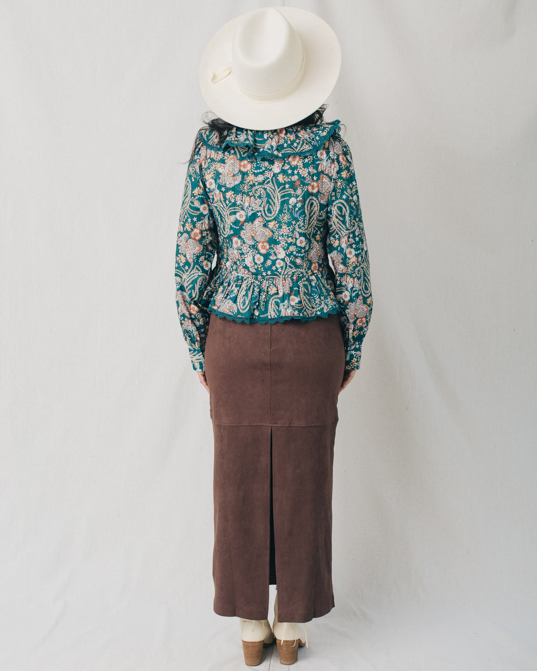 Amanda V-Neck Floral Ruffled Blouse