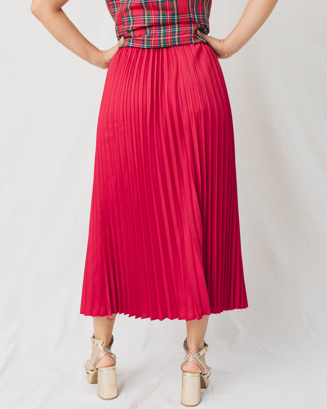 Hana Elastic Waist Glossy Pleated Midi Skirt