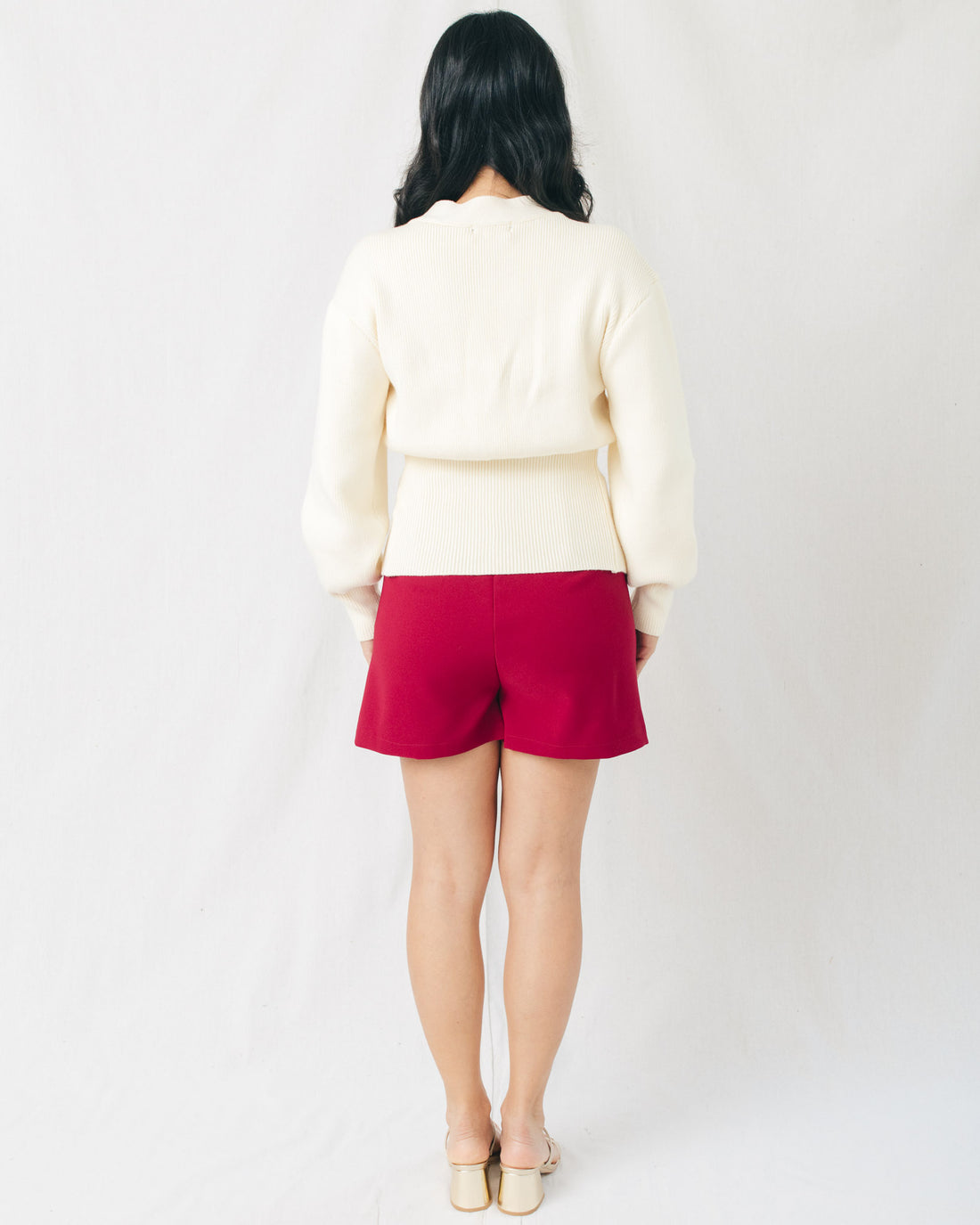 Elowen Classy Elevated Gold Button Cardigan