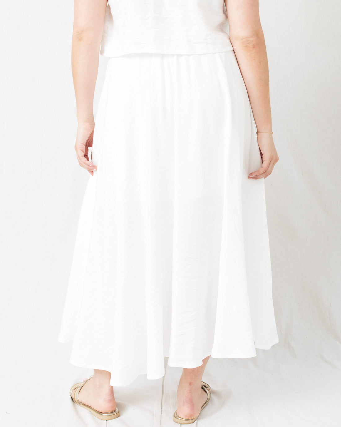 Elissa Floral Embroidered Wide Skirt