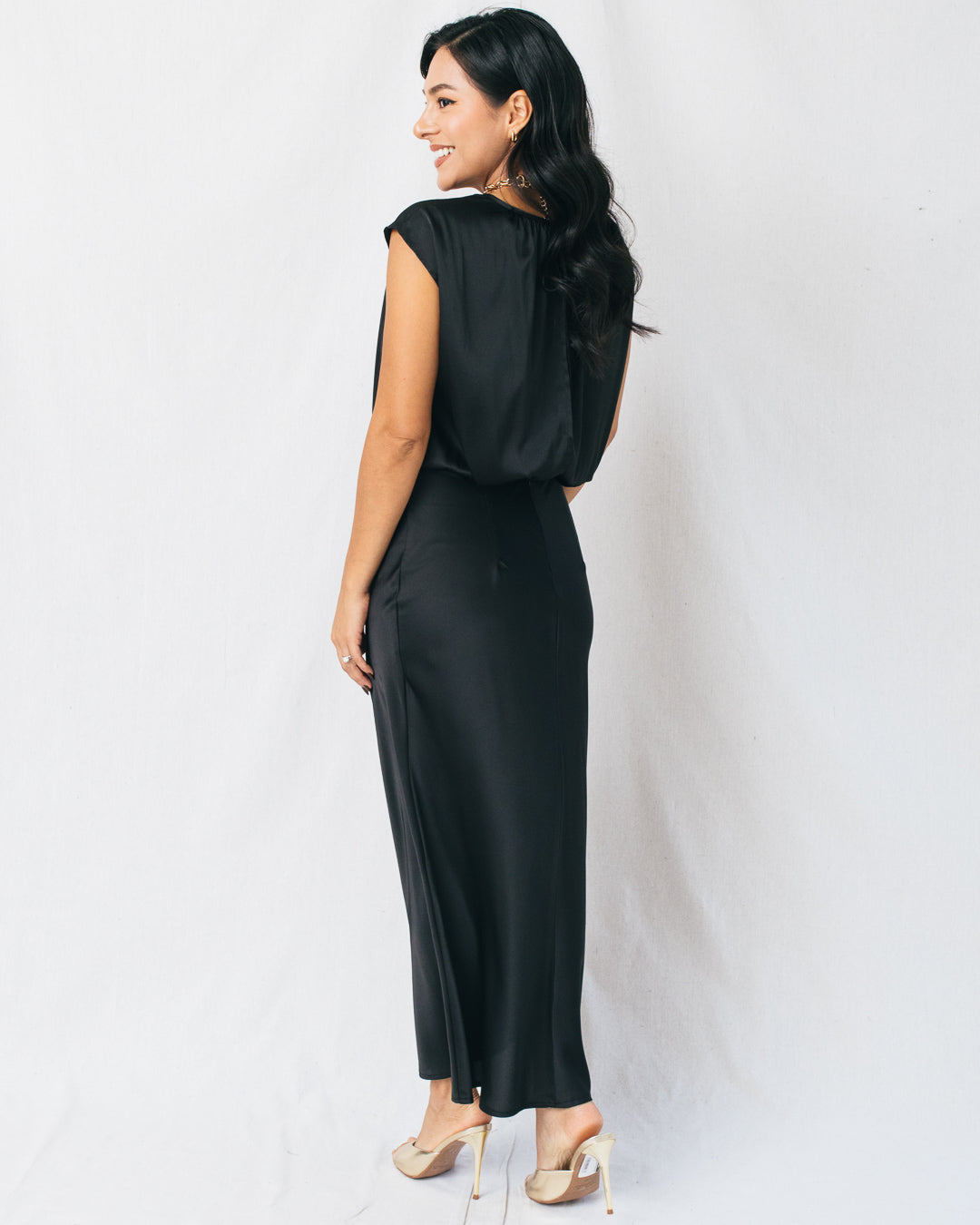 Susy Short Sleeve Cinched Waist Maxi Dress