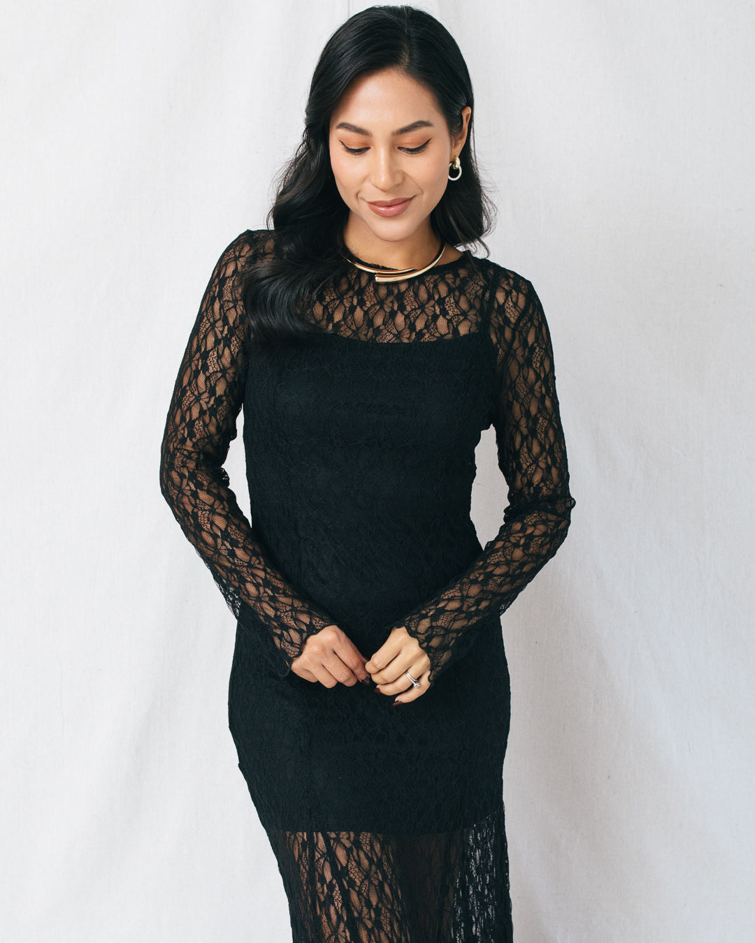 Alina Floral Lace Sculpted Maxi Dress