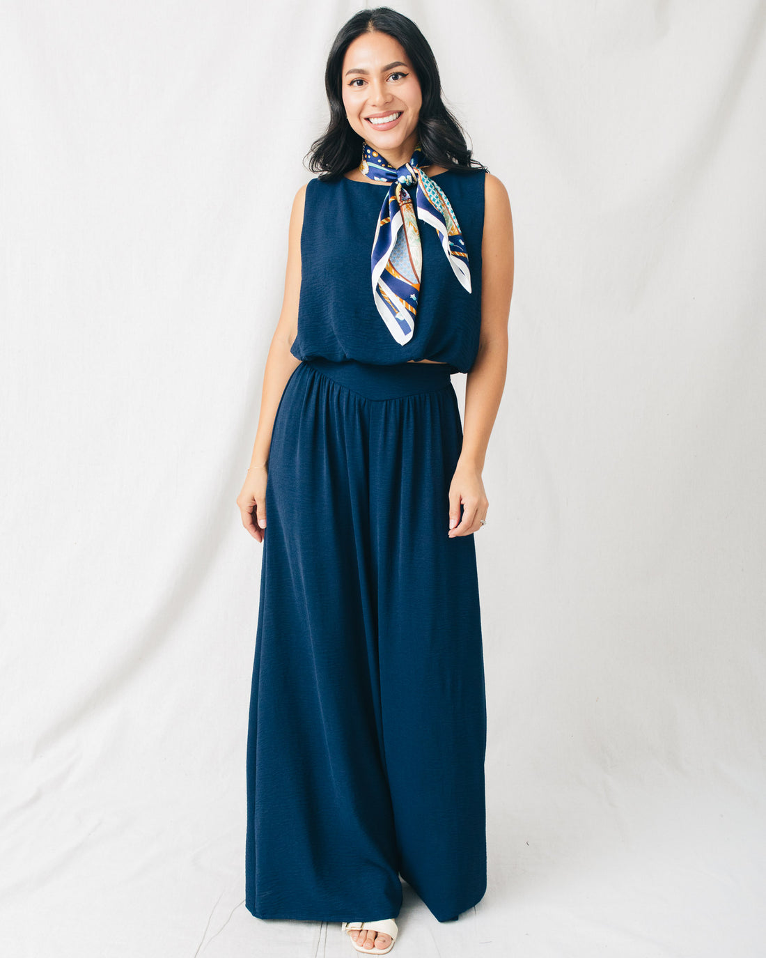 Bon Temps Crepe Bubble Crop Top
