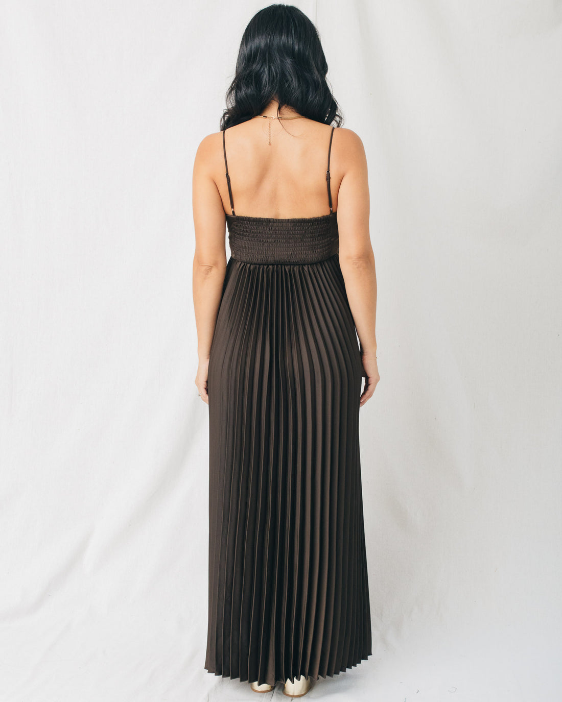 Amasya Straight Neckline Pleated Maxi Dress