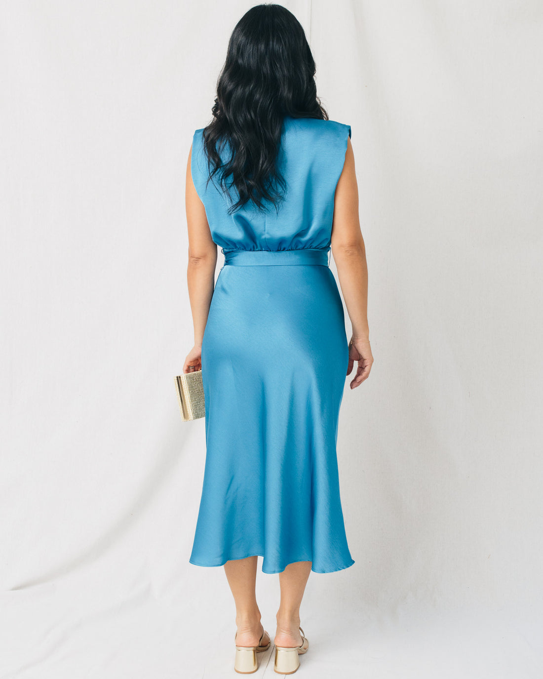 Vividly Mock Neck Belt Tie Midi Dress