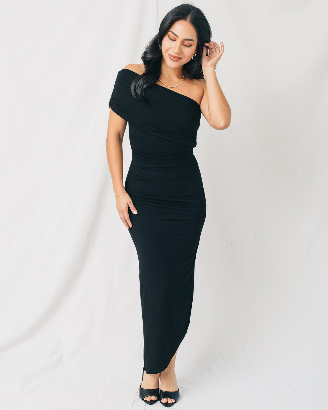 Yolly One Shoulder Ruched Midi Dress