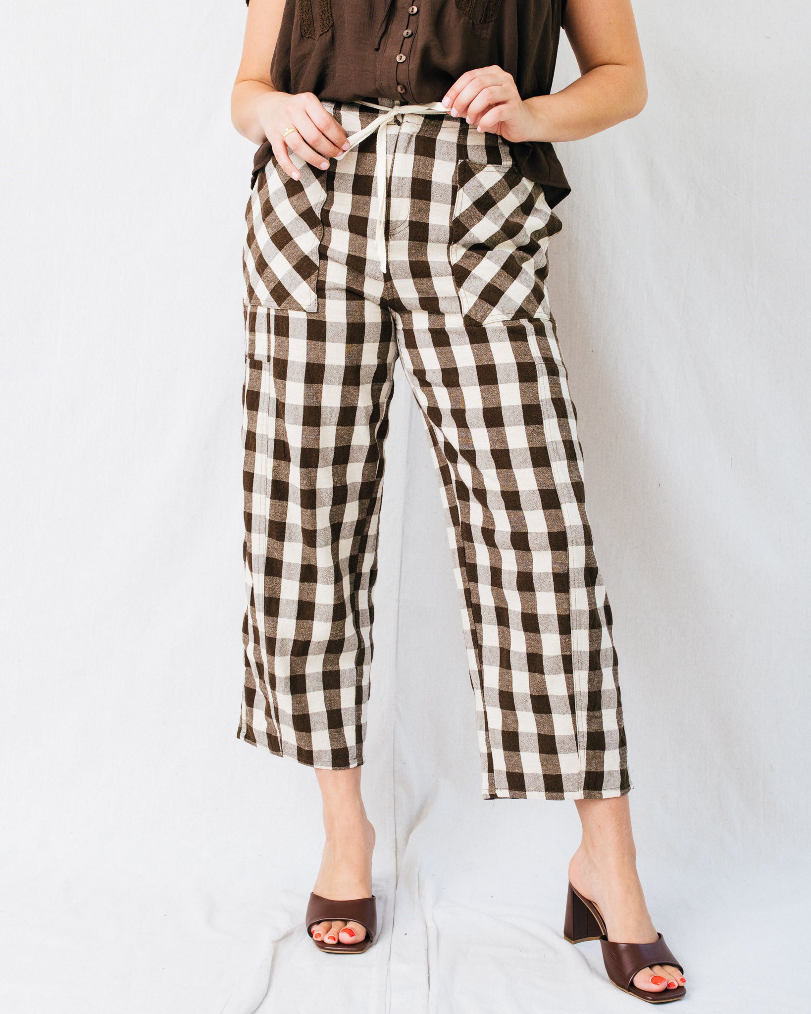 Cedar Drawstring Patch Pocket Gingham Trousers – Maven Womenswear